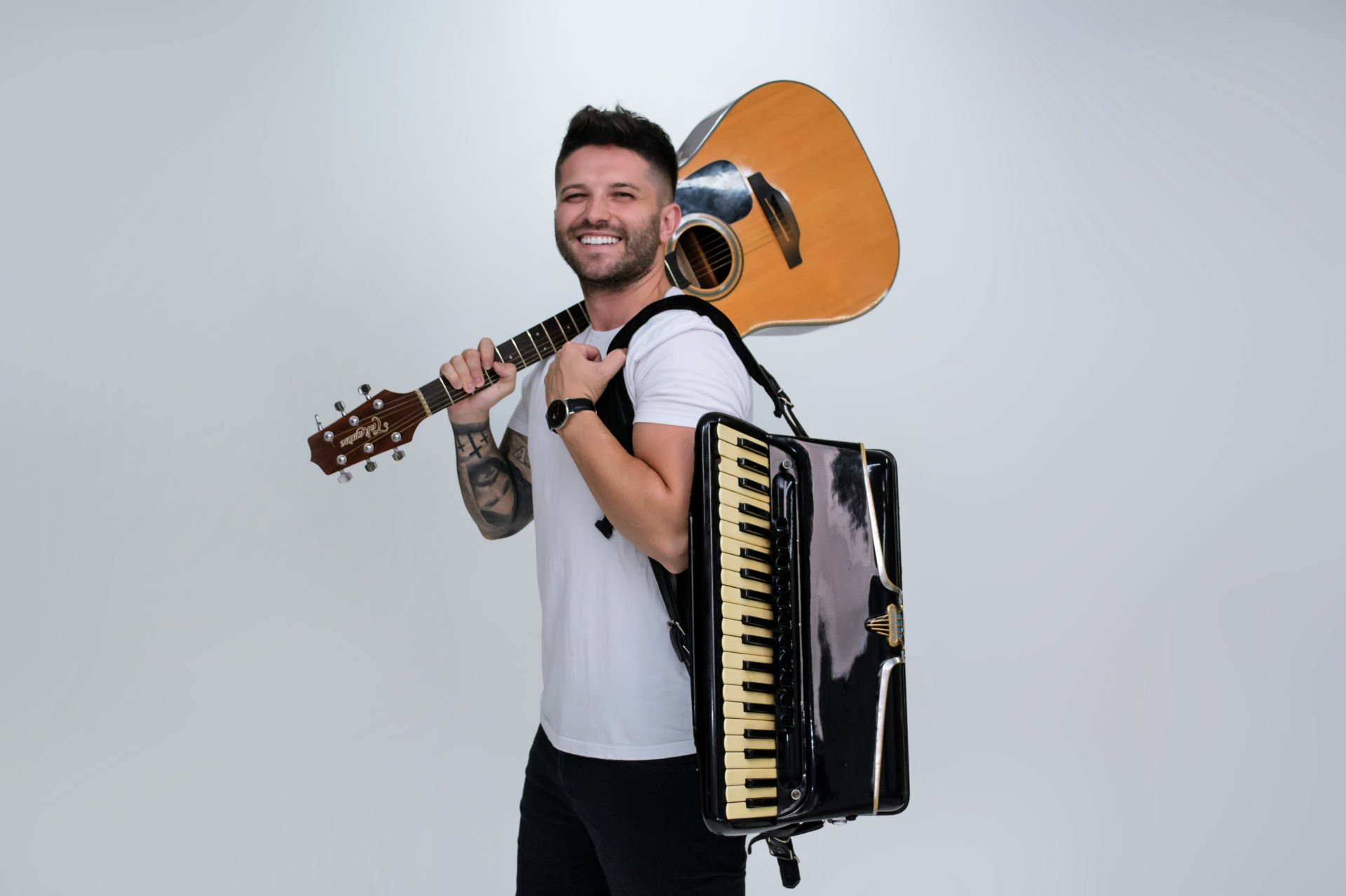 Hamburguense Gustavo Zamberlan comemora 5 anos de carreira solo