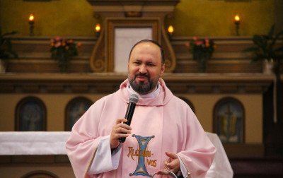 Ruah Brasil reúne nomes da música e da pregação católica na Fenac, em Novo Hamburgo