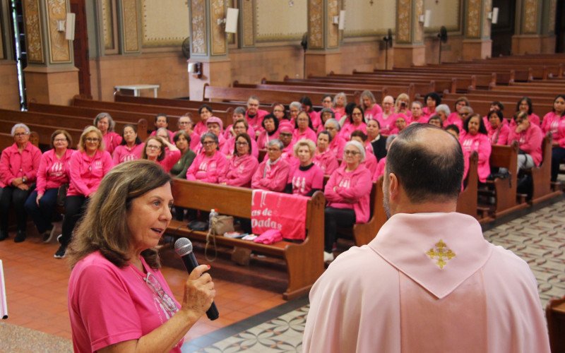 Encontro do Grupo Amigas de Mãos Dadas ocorreu na Catedral São Luiz Gonzaga