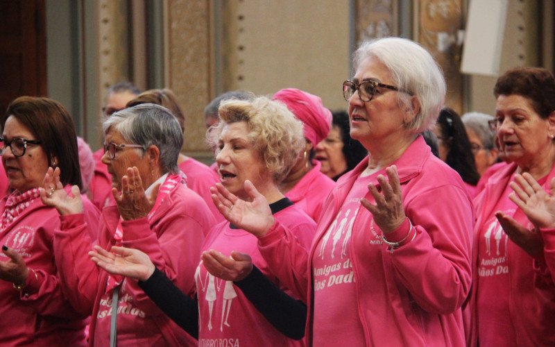 Encontro do Grupo Amigas de Mãos Dadas ocorreu na Catedral São Luiz Gonzaga