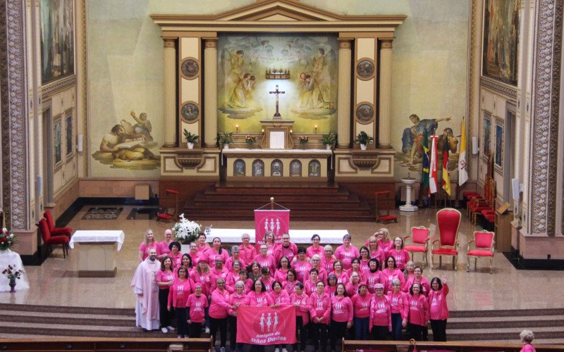 Encontro do Grupo Amigas de Mãos Dadas ocorreu na Catedral São Luiz Gonzaga