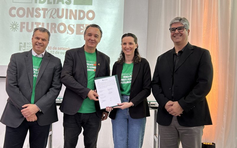 Solenidade de assinatura do convênio aconteceu dentro da programação do Novo Hamburgo Feevale Summit | abc+