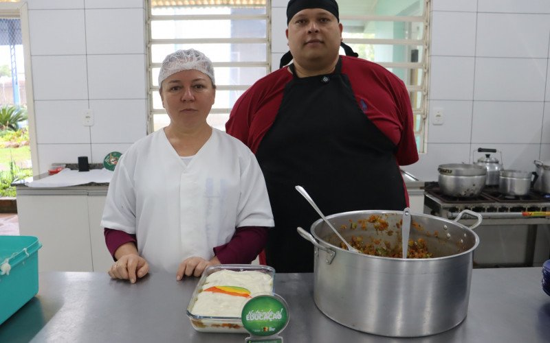 Jacson e Gilvana, autores da receita de escondidinho de aipim com legumes e charque | abc+