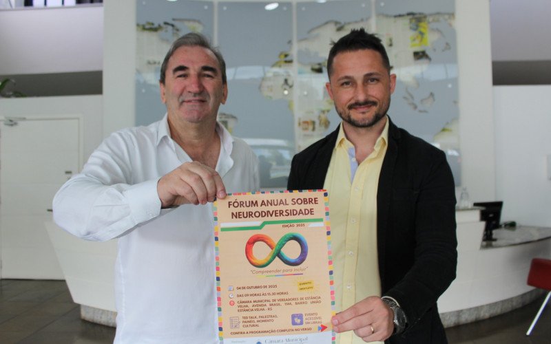 Os vereadores Lucas Argentino (MDB) e Edenilson Klaus (PP) estiveram na sede do Grupo Sinos divulgando o evento | abc+