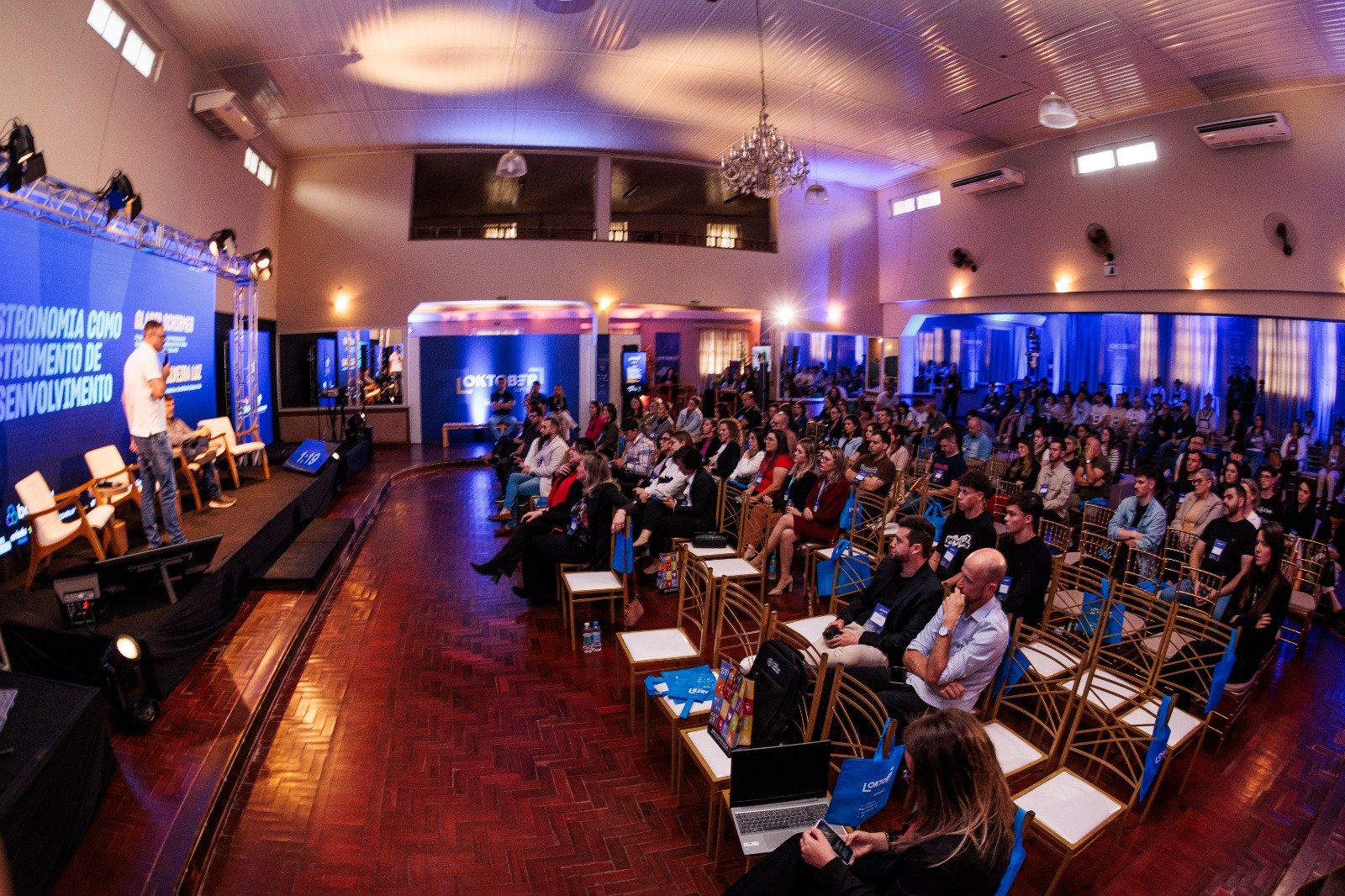 Oktober Summit: Encontro debate inovação e empreendedorismo regional; saiba como adquirir seu ingresso