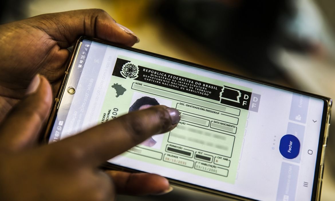 CNH sem autoescola: Governo abre consulta pública sobre mudança nas regras