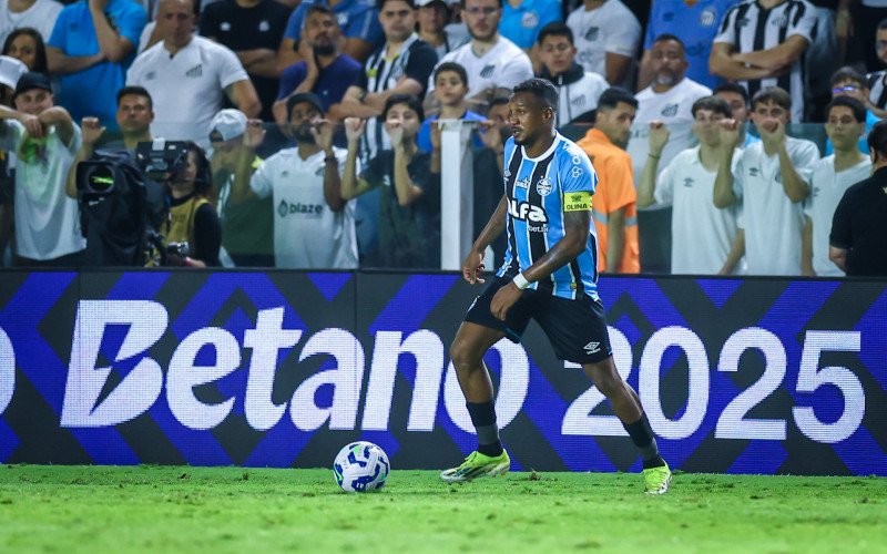Edenilson não é mais jogador do Grêmio | abc+