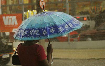 FRENTE FRIA: RS tem alertas para tempestade; saiba o que esperar para as próximas horas