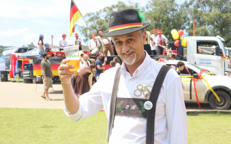 1ª Oktoberfest da Lomba Grande é realizada no Espaço Marmô