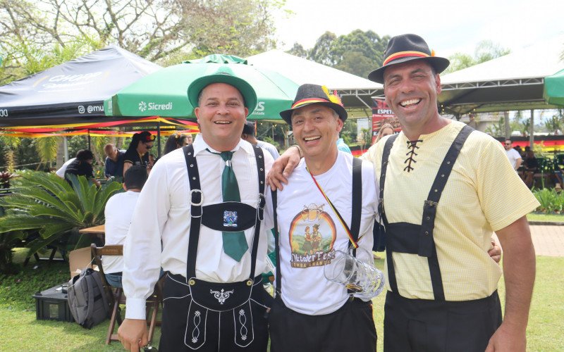 1ª Oktoberfest da Lomba Grande é realizada no Espaço Marmô