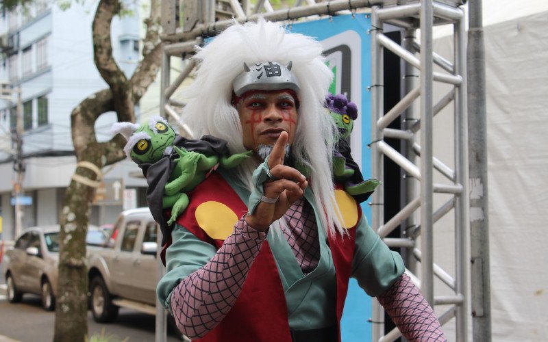 Cristian Corrêa trouxe o Jiraya para a 40ª edição da Feira do Livro de Canoas | abc+