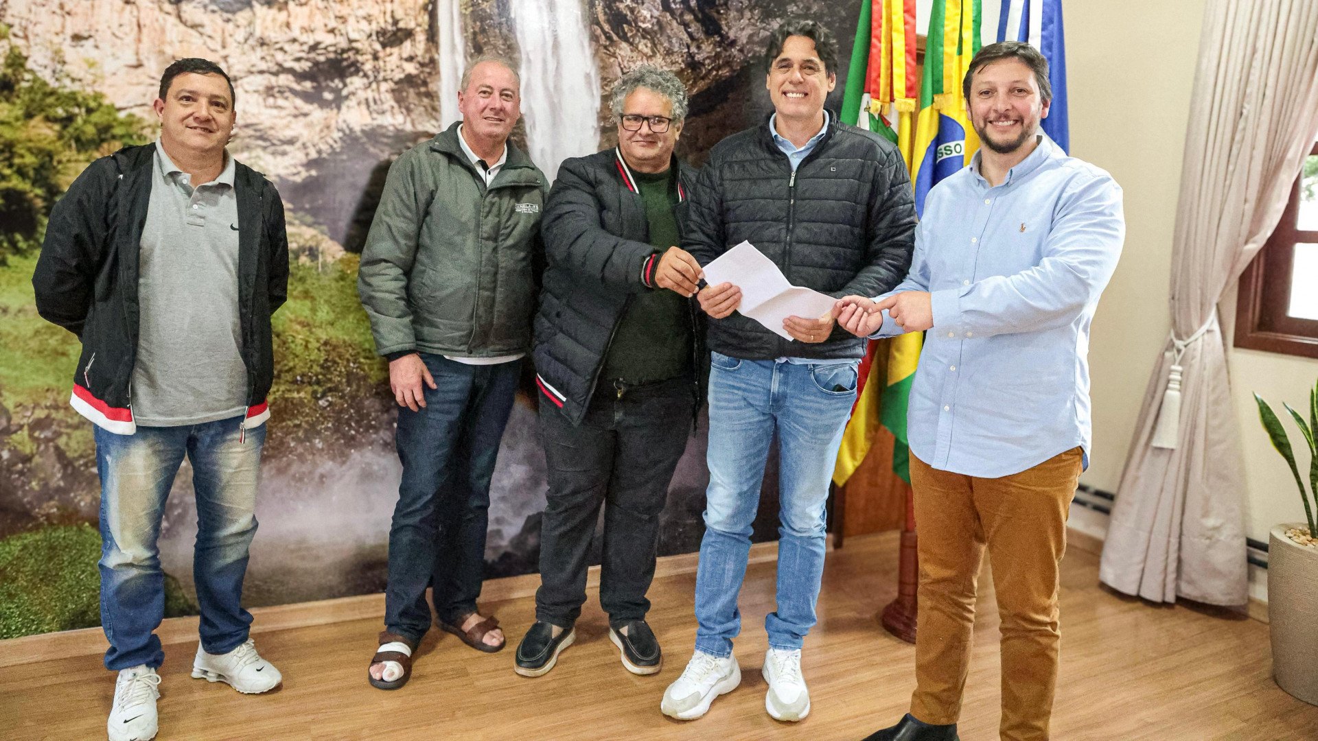 Canela receberá emenda parlamentar de R$ 400 mil; destinação deverá ser para construção de quadra esportiva