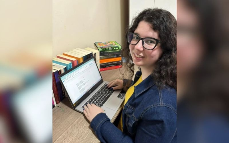 Manuelli Weber começou a escrever aos 14 anos | abc+