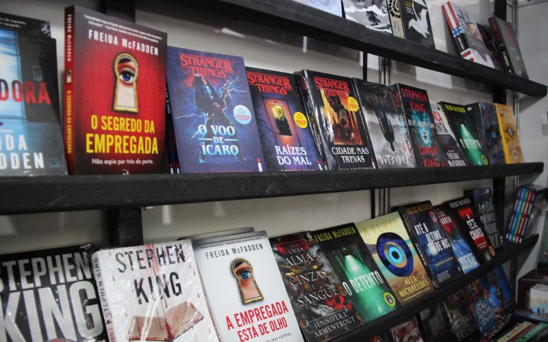 Feira do Livro de Sapiranga reúne centenas de títulos, de todos os estilos