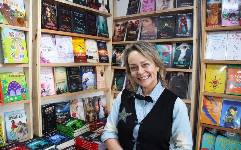 Eleonora Medeiros é a patrona da Feira do Livro de Sapiranga