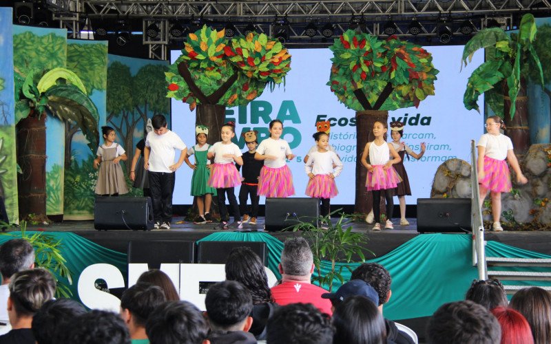 Os pequenos também se apresentaram