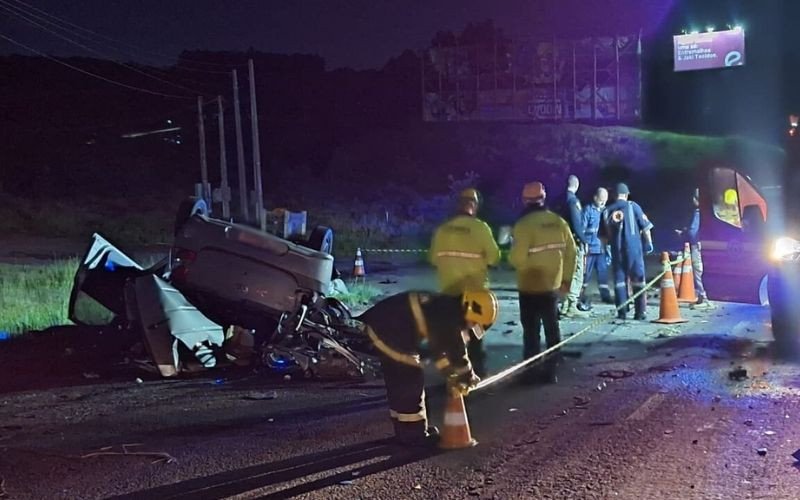 Acidente na noite desta terça-feira na BR-116, em Estância Velha