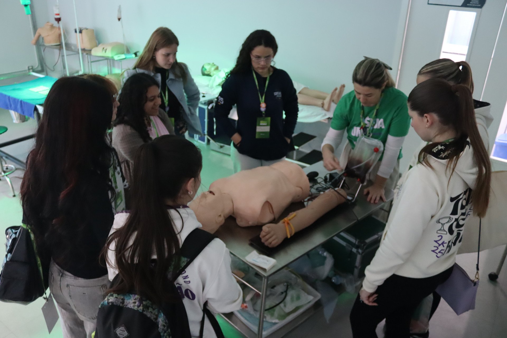 Mundo Feevale apresenta profissões aos estudantes