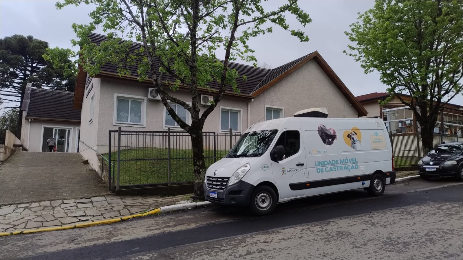 GRAMADO: Bairro Floresta recebe castramóvel no mês de outubro
