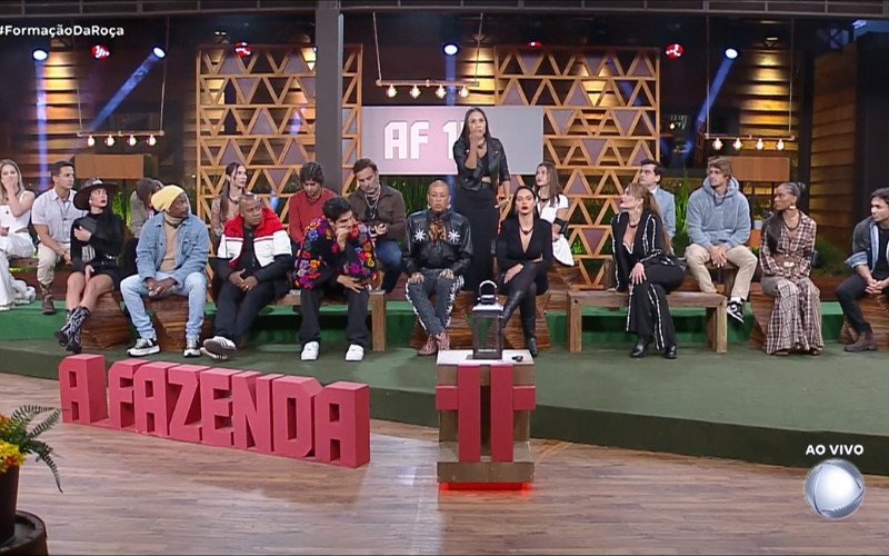 Noite de terça-feira (7) foi de formação de Roça em A Fazenda 17 | abc+