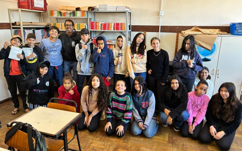 Oficina no turno da manhã foi com alunos do 6º ano da Emeb Francisco Kunst | abc+