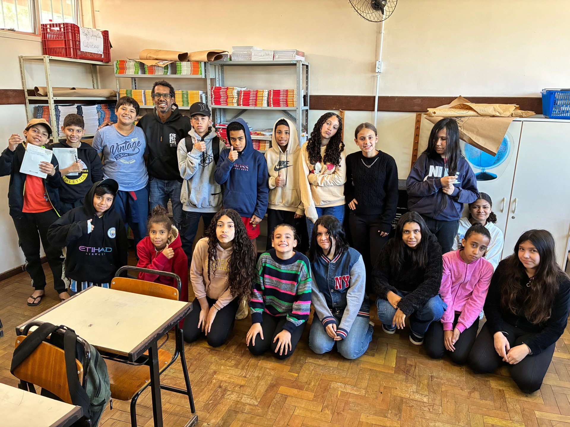REPÓRTER MIRIM: Oficina do projeto reúne alunos do 6º e 7º anos da Emeb Francisco Xavier Kunst