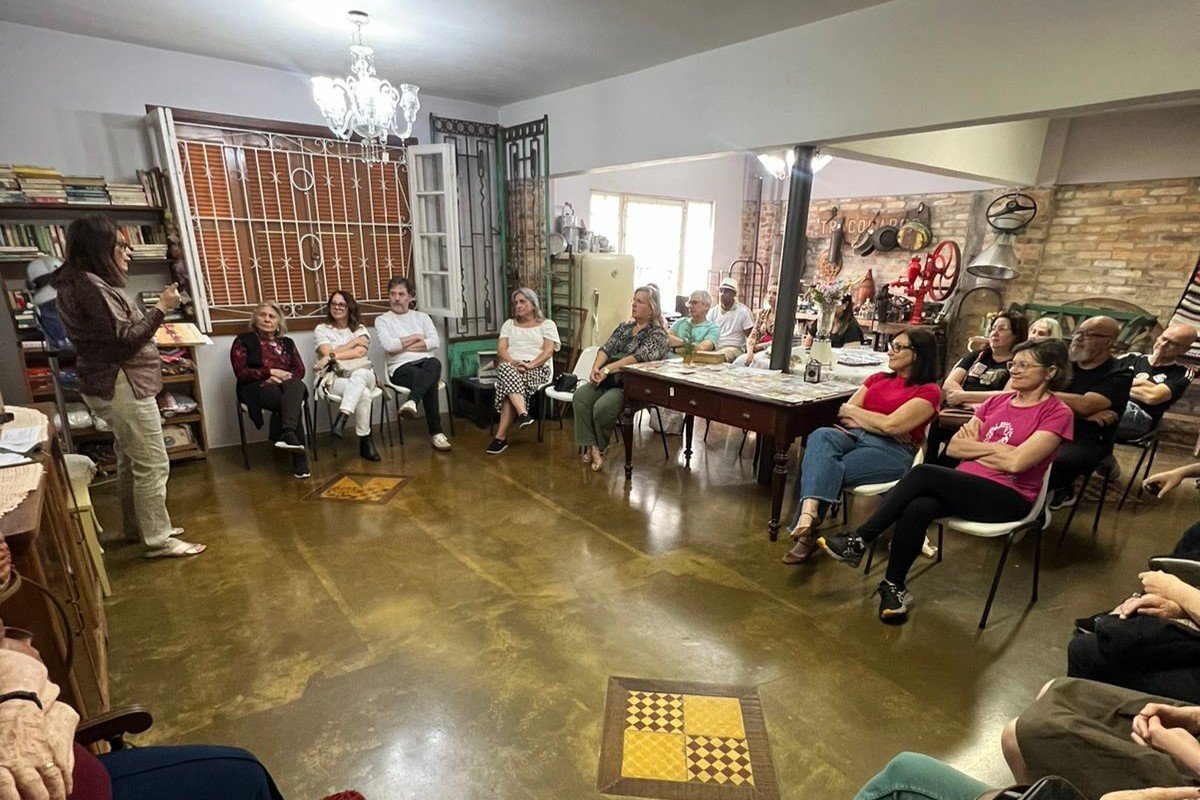 "Conversas de Porão" explora a moda dos imigrantes alemães em Novo Hamburgo