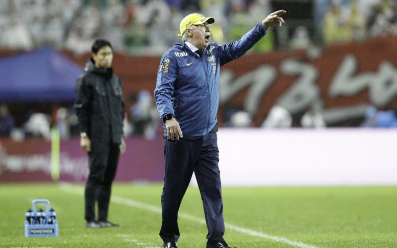 Treinador Carlo Ancelotti prepara o Brasil para a Copa do Mundo | abc+