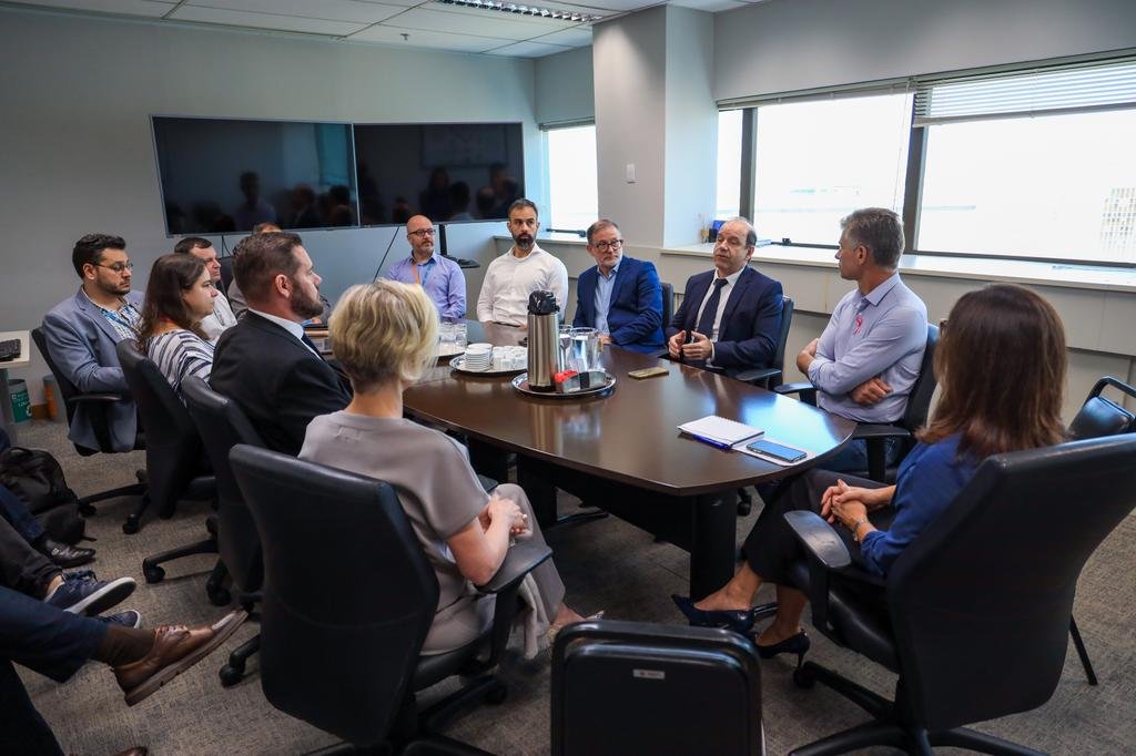 Aumento de visitantes no fim de ano em Gramado motiva reunião entre Ministério Público e empresas de energia e água