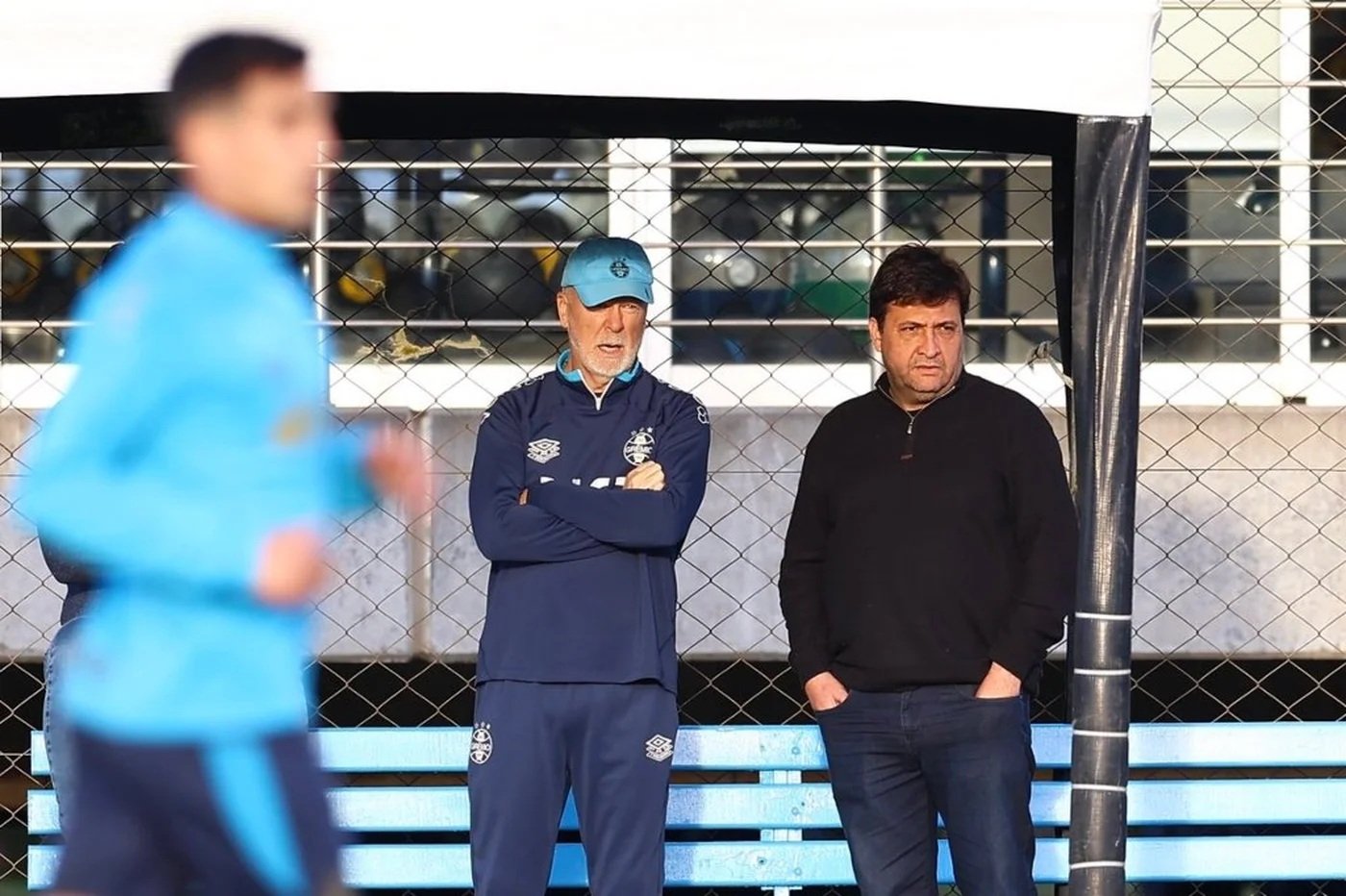 Grêmio atrasa salários do elenco