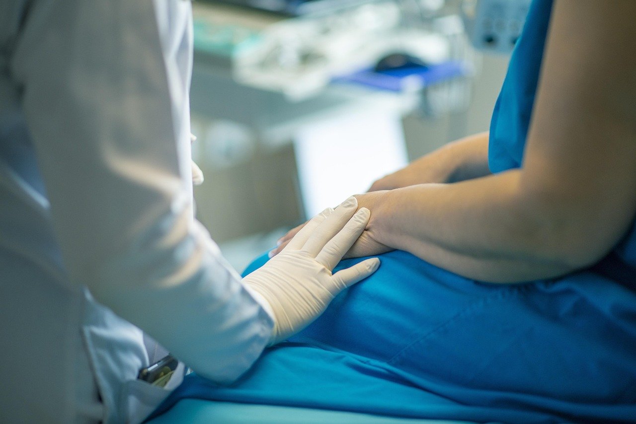 Diagnóstico errado faz paciente passar por quimioterapia sem ter câncer: "Tudo foi um equívoco"