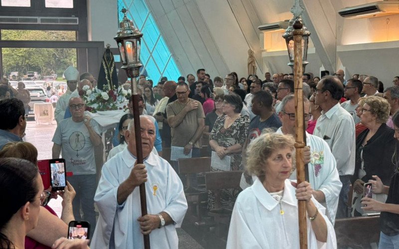 Missa de domingo foi realizada após a carreta do terço | abc+