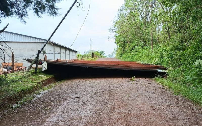 Estragos causados pelo tempo severo em Palmeira das Missões | abc+