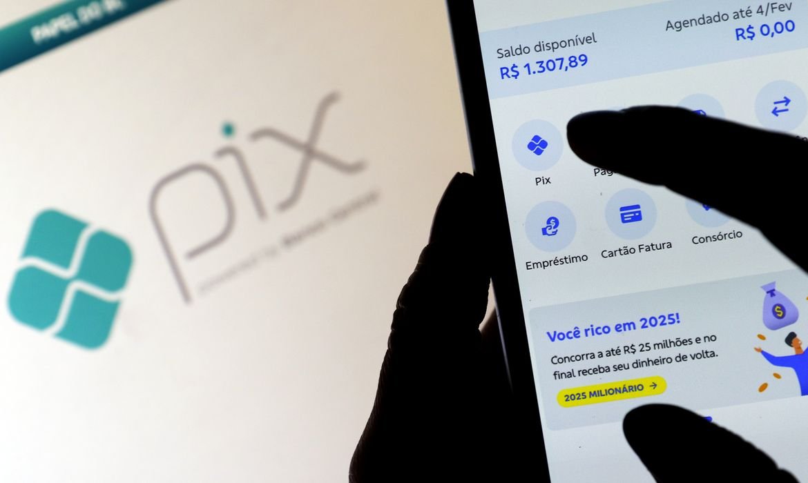 Pix Automático torna-se obrigatório a partir desta segunda-feira (13); saiba como funciona