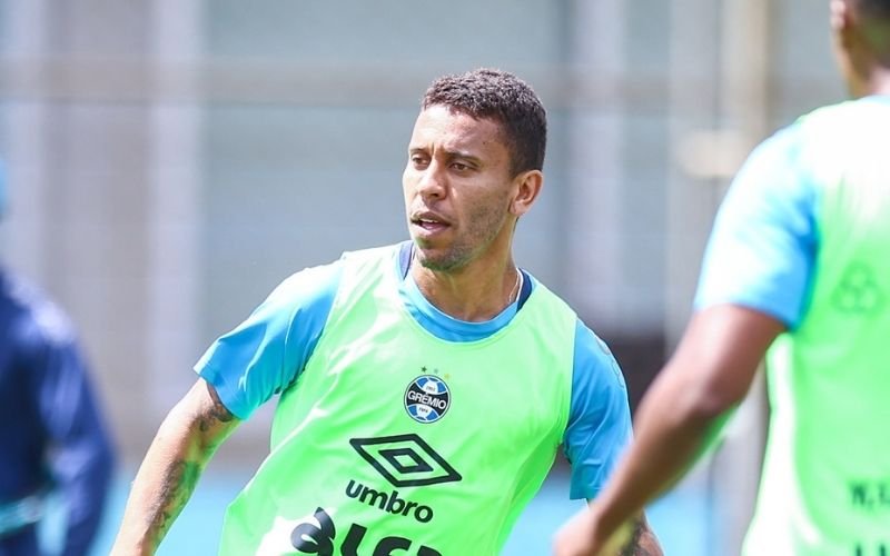 Marcos Rocha projeta novo ciclo no Grêmio e relembra desavença com Cuca