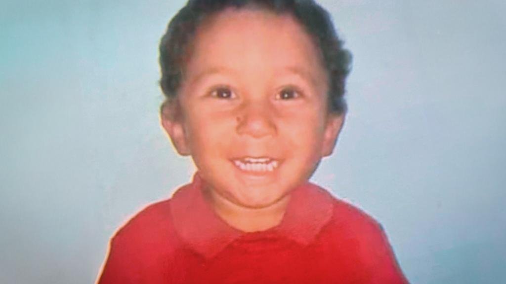 Qual a relação de tios na morte de bebê de 1 ano e 11 meses espancado pelo pai no RS