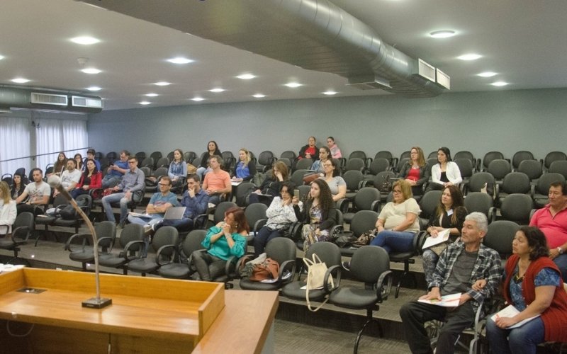 Arela comemora 20 anos com simpósio na capital