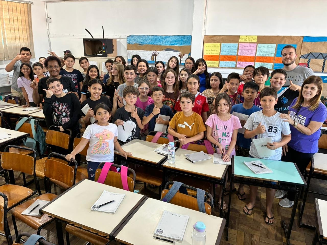 REPÓRTER MIRIM: Alunos da Emeb Hugo Engelmann têm aula sobre produção de notícias