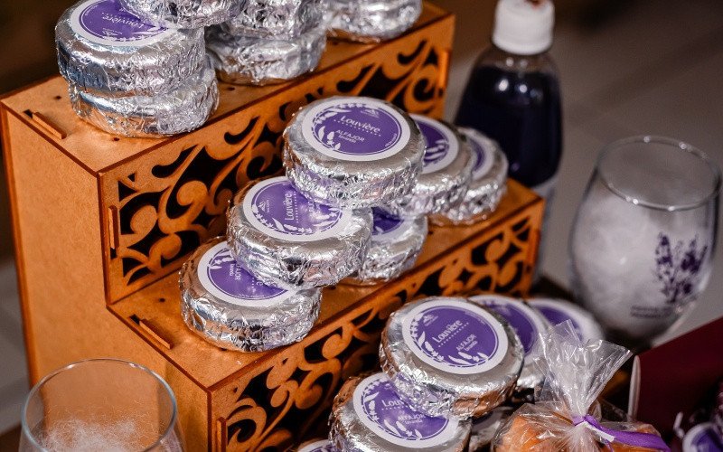 Carro-chefe da marca o alfajor de lavanda  | abc+
