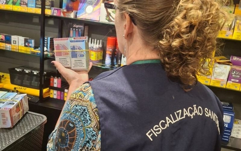 Vigilância Sanitária e Brigada Militar realizam apreensão de cigarros eletrônicos em Campo Bom