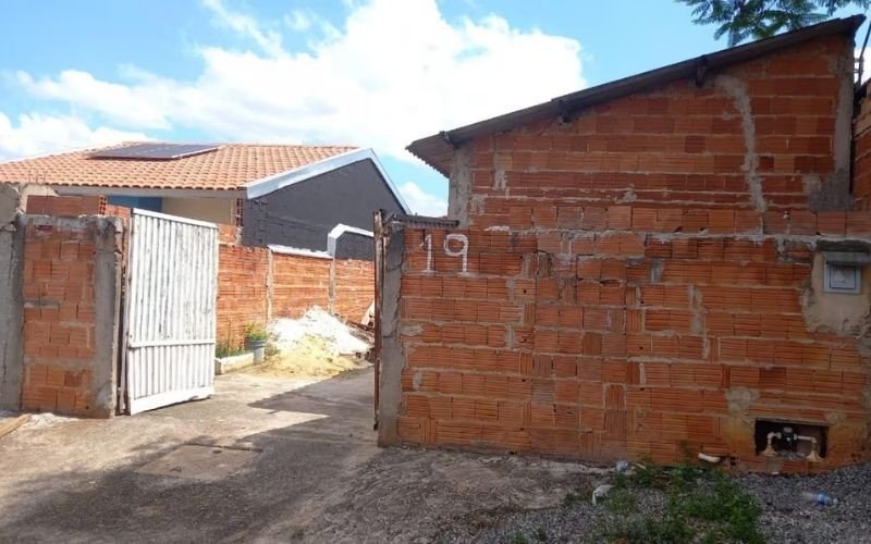 Mãe e padrasto confessam ter matado menina de 5 anos e enterrado no quintal | abc+