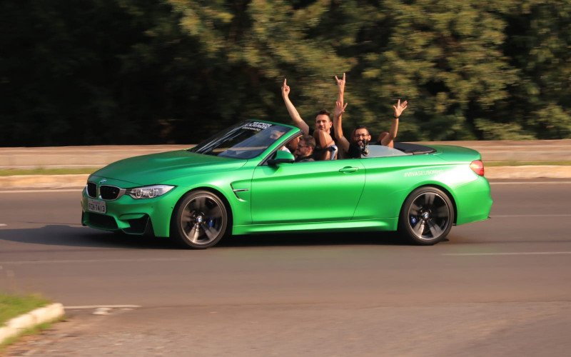 Supercarros une forças em campanha que troca ingressos por alimentos não perecíveis