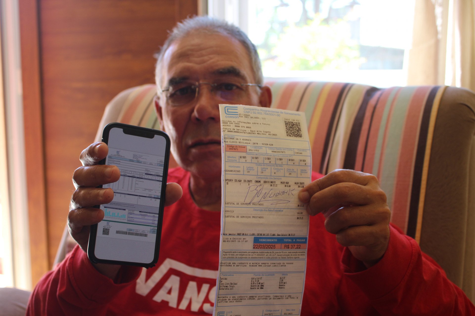 "O ideal seria a gente não fazer o serviço": Conexão à rede de esgoto da Corsan gera dúvidas