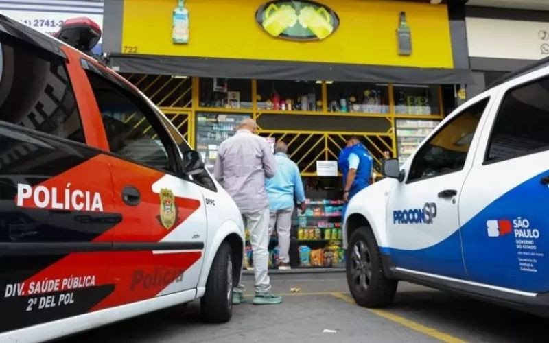Polícia descobre 2 postos no ABC Paulista suspeitos de fornecer metanol para bebidas | abc+