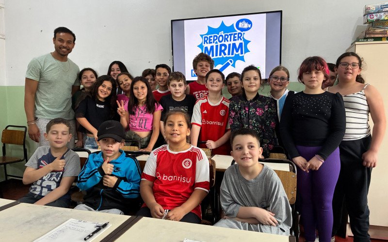 Alunos do 4º ano da Emeb Elvira Grin na oficina do Repórter Mirim | abc+