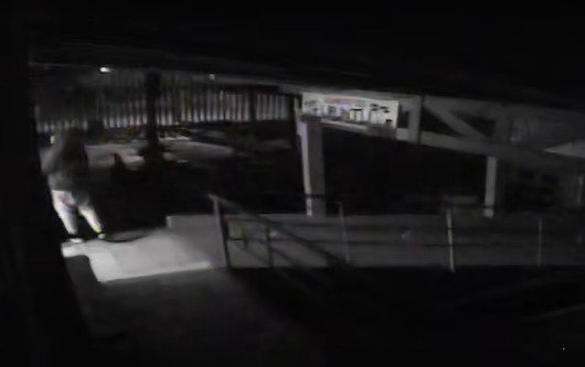 VÍDEO: Veja momento em que homem invade e furta escola municipal no Vale do Sinos