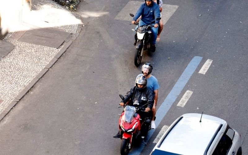 Trabalho por aplicativos cresce 25% em dois anos no Brasil; veja levantamento do IBGE