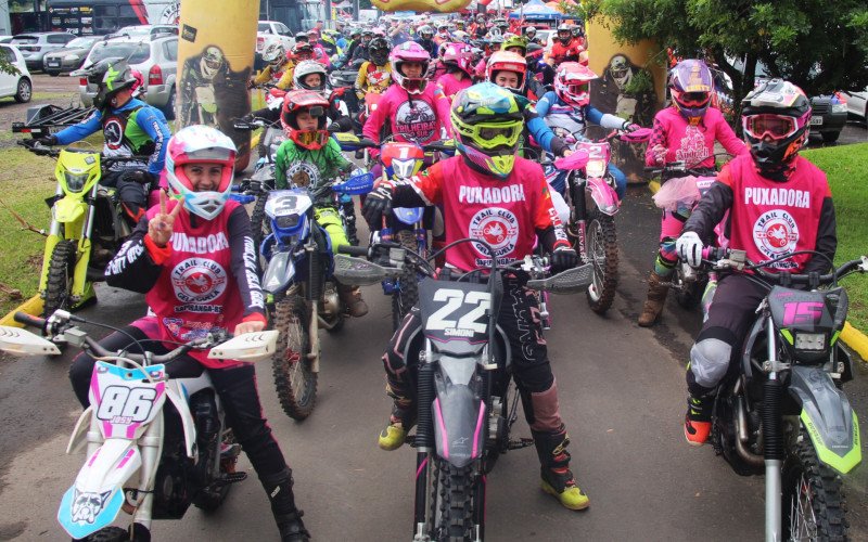 Primeira Trilha das Patroas contou com a participação de dezenas de mulheres
