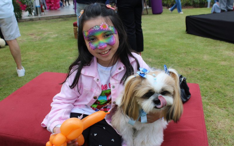 Renata e o cãozinho Kuke | abc+