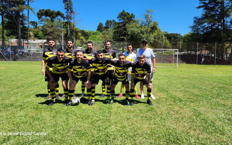 Equipe Abelhudos foi a campeã de 2024 no Futebol Sete de Canela